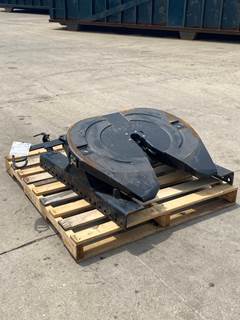 Used Jost JSK37USL Fifth Wheel