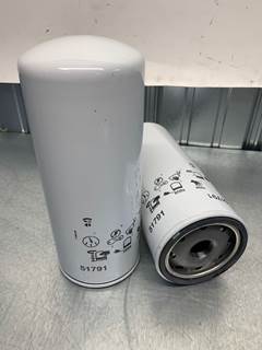 New Aftermarket WIX Oil Filter