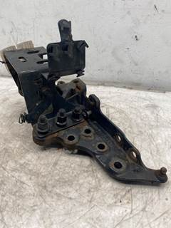 Used Volvo VNL Gen 2 LH Farme Horn