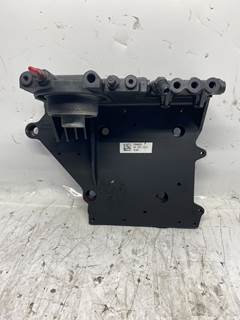 Used Cummins ISX15 Fuel filter base