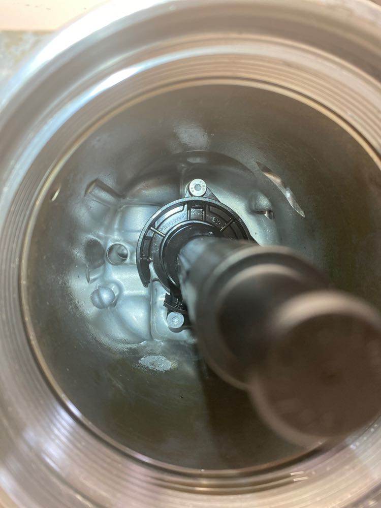 2018 Used Detroit Diesel DD13 Fuel filter housing For Sale Dorr, MI