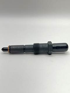 New International Fuel Injector with Nozzle
