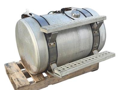 Used Freightliner Cascadia 113 LH Fuel Tank
