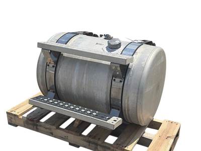 Used Freightliner Cascadia 113 LH Fuel Tank