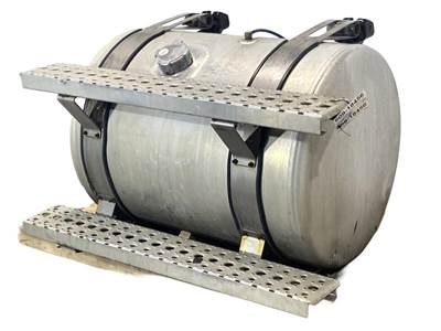 Used Freightliner Cascadia 125 RH Fuel Tank