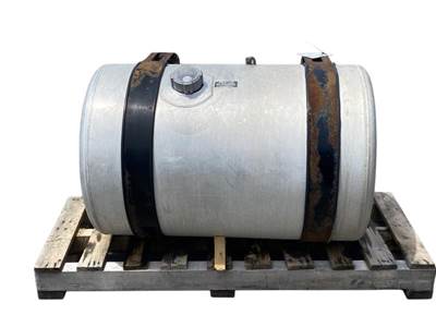 Used Freightliner Cascadia 125 RH Fuel Tank
