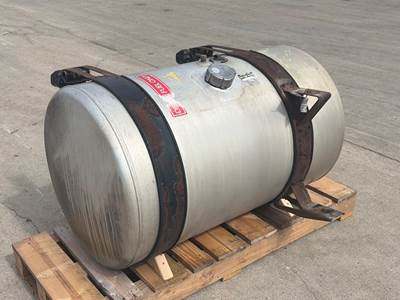 Used Freightliner Cascadia 125 LH Fuel Tank