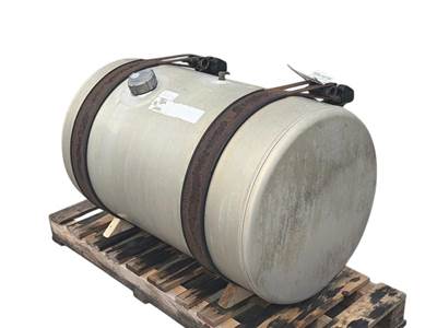 Used Freightliner Cascadia 125 RH Fuel Tank