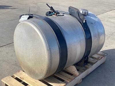 Used Freightliner Cascadia 126 LH Fuel Tank