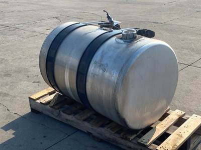 Used Freightliner Cascadia 126 LH Fuel Tank
