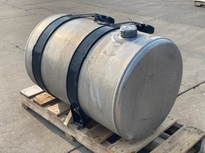 Used Freightliner Cascadia 126 LH Fuel Tank