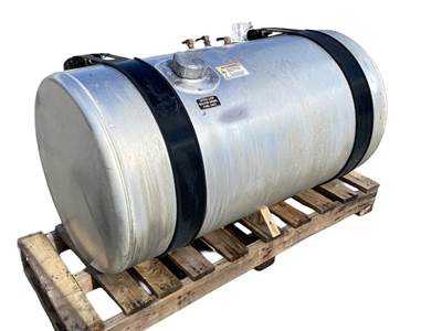 Used Freightliner Cascadia 126 RH Fuel Tank