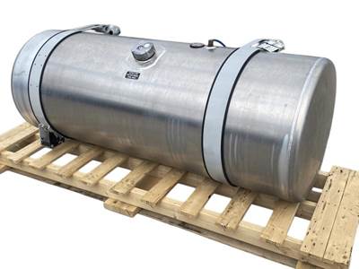 Used Freightliner Cascadia 126 RH Fuel Tank