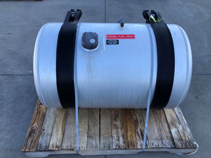 2015 Used Freightliner Cascadia RH Fuel Tank For Sale Dorr, MI