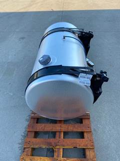 Used Freightliner Cascadia RH Fuel Tank