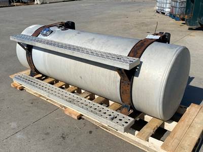 Used Freightliner Columbia 112 LH Fuel Tank