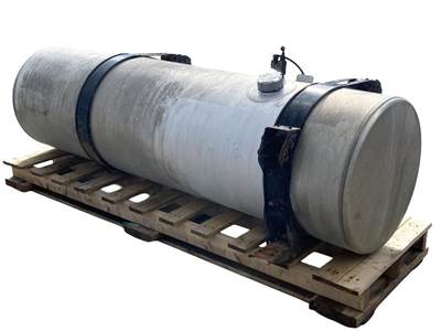 Used Freightliner Columbia RH Fuel Tank