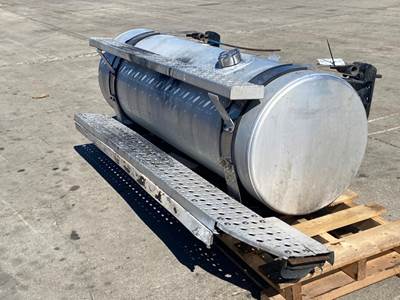 Used Freightliner Coronado RH Fuel Tank