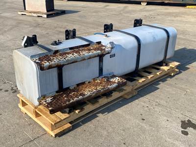 Used Freightliner Business Class M2 106 LH Fuel Tank