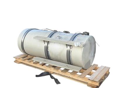 Used International 9200 RH Fuel Tank