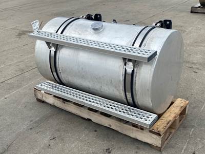 Used International 9200i RH Fuel Tank