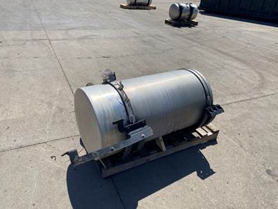 Used Kenworth T680 RH Fuel Tank