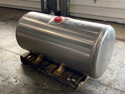 New Paccar Fuel Tank