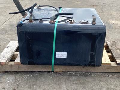 Used Peterbilt 388 Fuel Tank