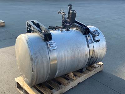 Used Peterbilt 579 LH Fuel Tank