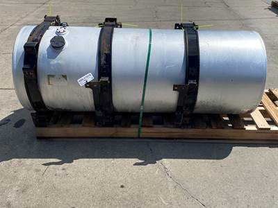 Used Volvo VNL Gen 1 RH Fuel Tank