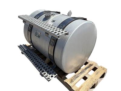 Used Volvo VNL Gen 2 RH Fuel Tank