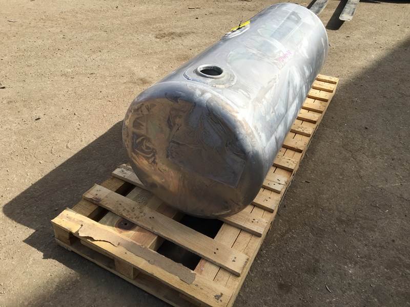 NTO Peterbilt RH Fuel Tank For Sale Dorr, MI PT230100PR