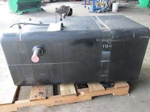 Used Universal Center Mount Fuel/Hydraulic Tank