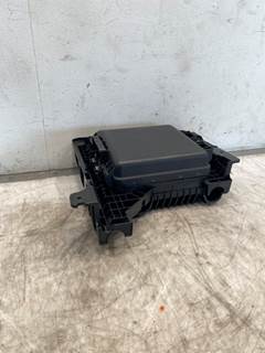 Used Freightliner Cascadia 126 Fuse Panel