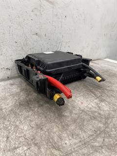 Used Freightliner Cascadia 126 Fuse Box