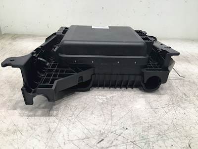 Used Freightliner Cascadia Fuse Panel