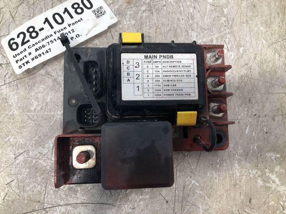 2015 Used Freightliner Cascadia Fuse Panel For Sale | Dorr, MI | A0675148012 | MyLittleSalesman.com | 2015 Cascadia Freightliner Chasis Fuse Box | | My Little Salesman