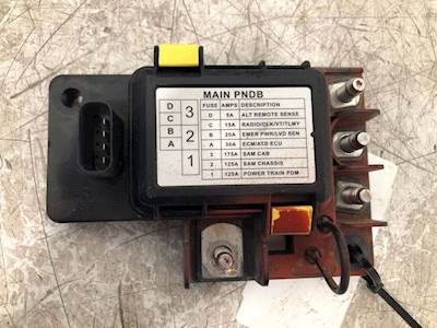 Used Freightliner Cascadia Fuse Panel