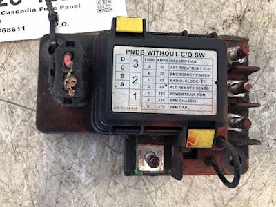 Used Freightliner Cascadia Fuse Panel