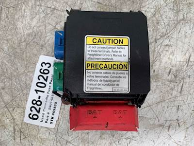 Used Freightliner Cascadia Fuse Panel