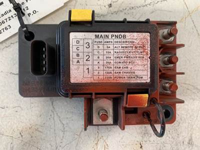 Used Freightliner Cascadia Fuse Panel