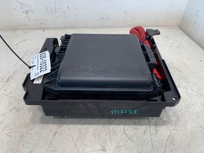 Used Freightliner Cascadia Fuse Panel