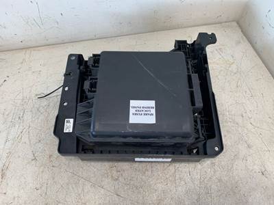 Used Freightliner Cascadia Power Distribution Module