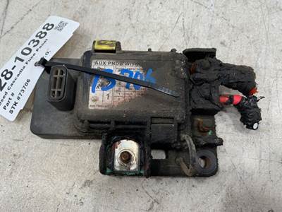 Used Freightliner Cascadia Fuse Panel