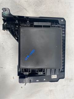 Used Freightliner Cascadia Fuse Panel
