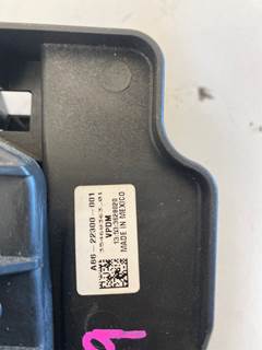 Used Freightliner Cascadia Fuse Panel