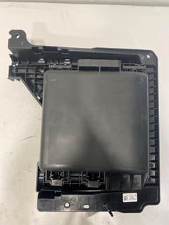 Used Freightliner Cascadia Fuse Panel (VPDM)