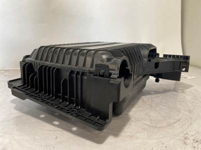 Used Freightliner Cascadia Fuse Panel