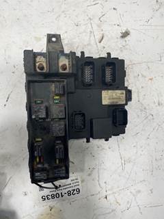 Used Freightliner Cascadia Fuse Panel