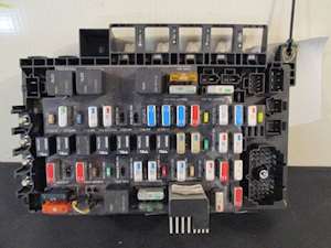 Freightliner Fuse Boxes & Panels For Sale ... 1999 mack truck fuse panel diagram 